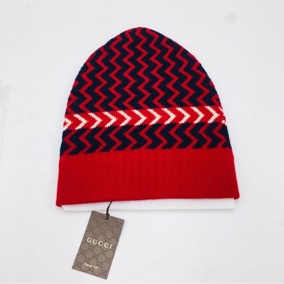 Gucci 544631 Zigzag Knit hat
